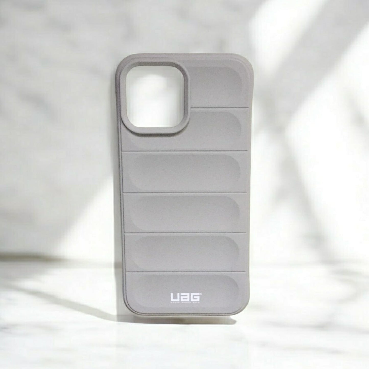 iPhone 15 NATURAL TITANIUM Puffer UAG Phone Case (DS-ST)